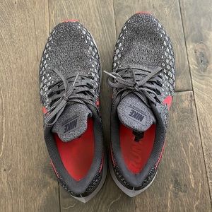 Mens Nike running shoes